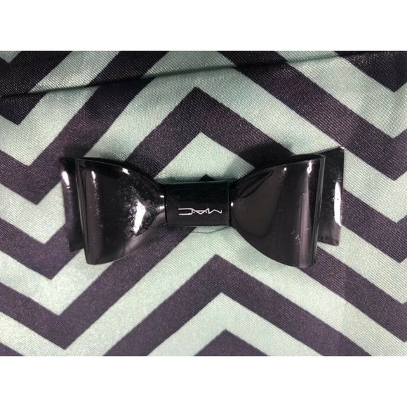 Authentic Mac Make Up Bag Case Storage Travel Case Bow Green Vintage 9" x 6.3" - Picture 4 of 7